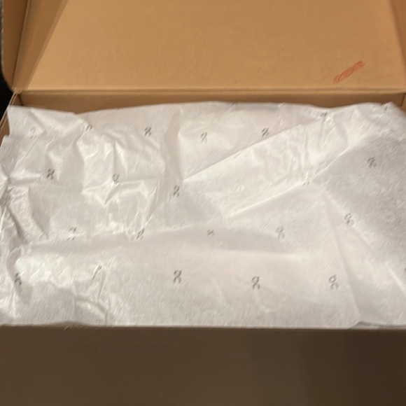 Brand new cloud horizon, lavender/ivory tennis shoes - Picture 14 of 15